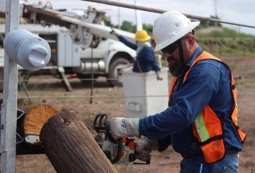 CFE restablece suministro eléctrico en Sinaloa tras el paso de Norma