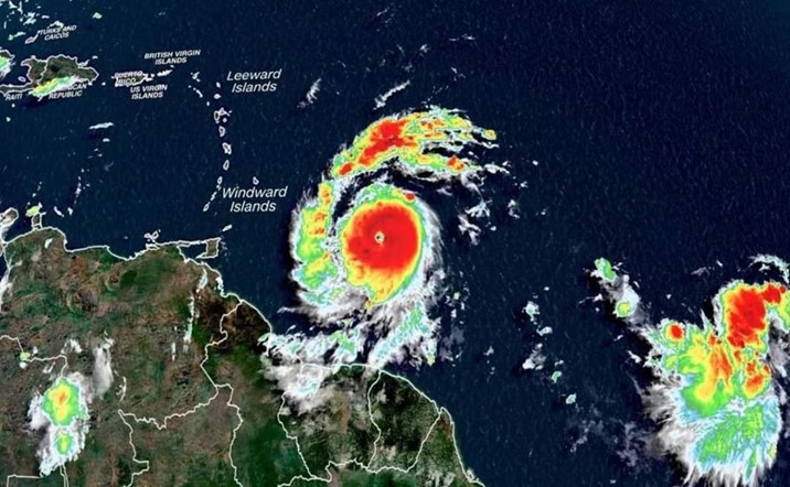 Beryl se convierte en huracán "monstruo" categoría 5